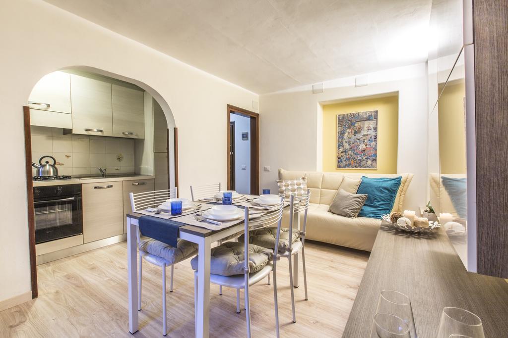 Susy Biennale Apartment - Canal View And Garden Veneza Exterior foto
